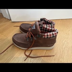 Columbia Shoes Brand New sz 8.5